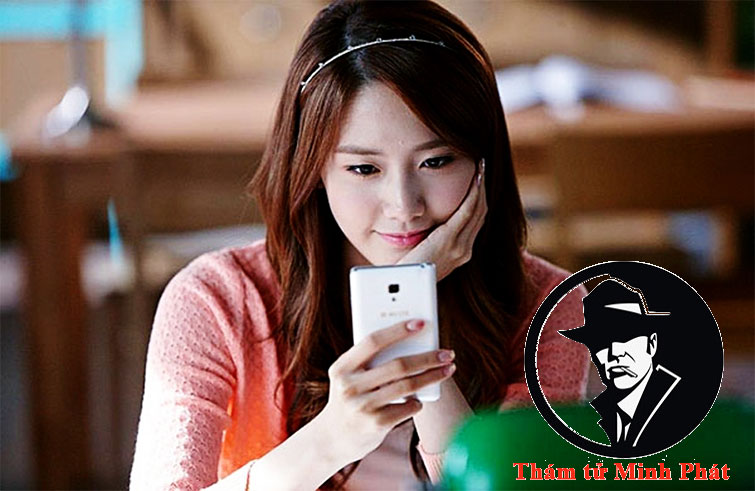 dấu hiệu ngoại tình qua điện thoại